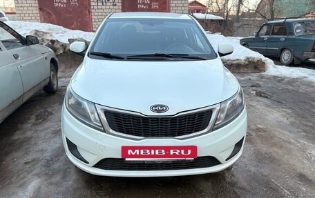 KIA Rio III рестайлинг, 2013 год, 730 000 рублей, 10 фотография