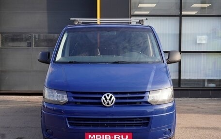 Volkswagen Caravelle T5, 2011 год, 1 600 000 рублей, 2 фотография