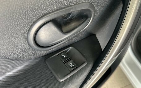 Renault Logan II, 2016 год, 668 000 рублей, 14 фотография