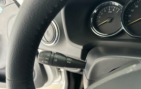 Renault Logan II, 2016 год, 668 000 рублей, 17 фотография