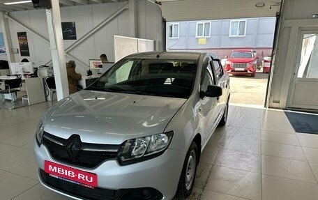 Renault Logan II, 2016 год, 668 000 рублей, 5 фотография