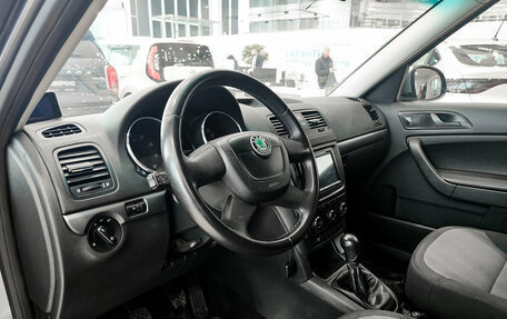 Skoda Yeti I рестайлинг, 2012 год, 550 000 рублей, 20 фотография