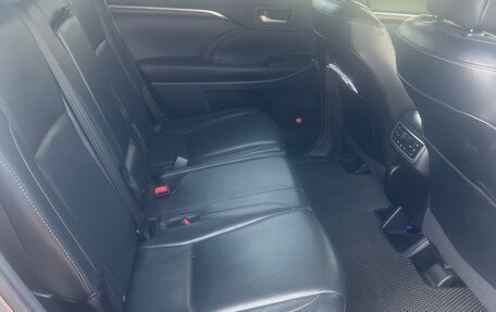 Toyota Highlander III, 2015 год, 2 650 000 рублей, 7 фотография