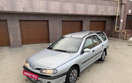 Renault Laguna II, 2008 год, 300 000 рублей, 21 фотография