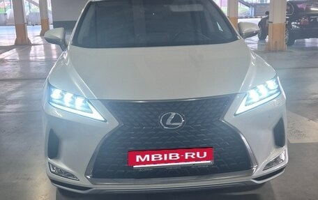 Lexus RX IV рестайлинг, 2021 год, 9 000 000 рублей, 5 фотография