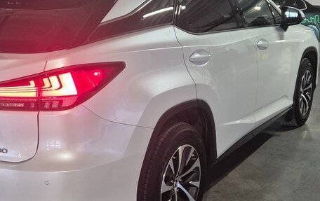 Lexus RX IV рестайлинг, 2021 год, 9 000 000 рублей, 4 фотография