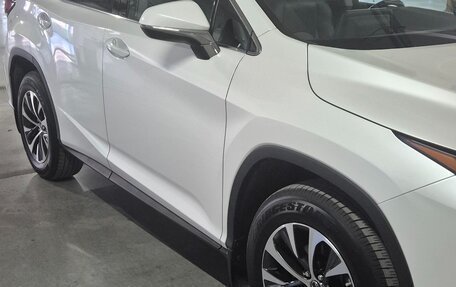 Lexus RX IV рестайлинг, 2021 год, 9 000 000 рублей, 8 фотография