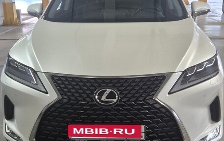 Lexus RX IV рестайлинг, 2021 год, 9 000 000 рублей, 7 фотография