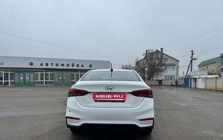 Hyundai Solaris II рестайлинг, 2018 год, 730 000 рублей, 4 фотография
