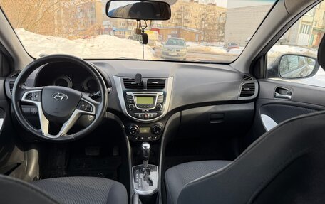 Hyundai Solaris II рестайлинг, 2011 год, 705 000 рублей, 8 фотография