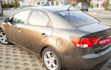 KIA Cerato III, 2010 год, 700 000 рублей, 4 фотография