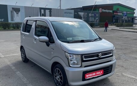 Suzuki Wagon R VI, 2018 год, 800 000 рублей, 1 фотография