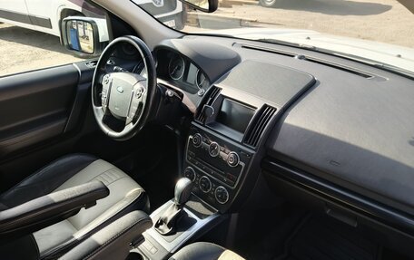 Land Rover Freelander II рестайлинг 2, 2014 год, 1 630 000 рублей, 21 фотография