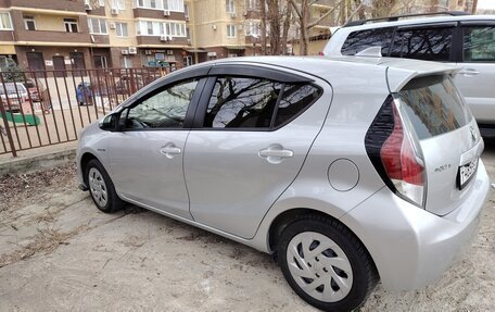 Toyota Aqua I, 2016 год, 1 000 000 рублей, 3 фотография