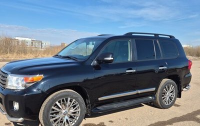 Toyota Land Cruiser 200, 2013 год, 4 000 000 рублей, 1 фотография