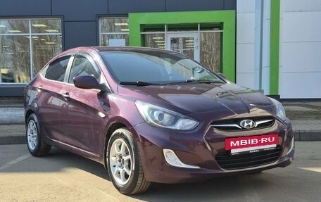 Hyundai Solaris II рестайлинг, 2011 год, 720 000 рублей, 3 фотография