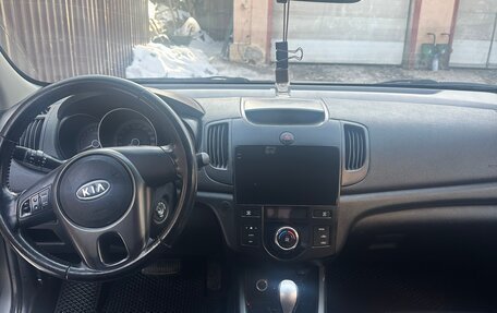 KIA Cerato III, 2010 год, 800 000 рублей, 8 фотография