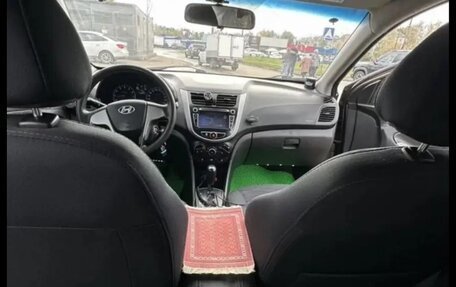 Hyundai Solaris II рестайлинг, 2015 год, 530 000 рублей, 5 фотография