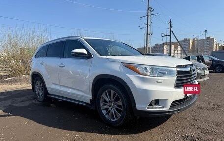 Toyota Highlander III, 2013 год, 2 850 000 рублей, 9 фотография
