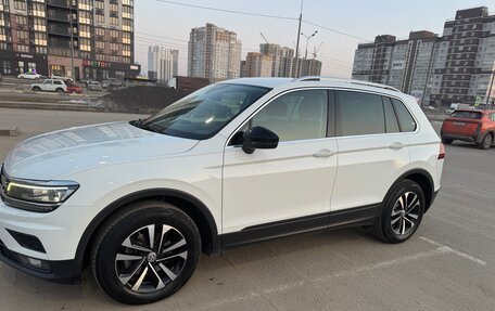Volkswagen Tiguan II, 2020 год, 2 800 000 рублей, 7 фотография