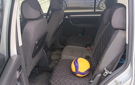 Volkswagen Touran III, 2007 год, 750 000 рублей, 6 фотография