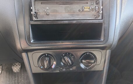 Volkswagen Polo VI (EU Market), 2012 год, 645 000 рублей, 6 фотография