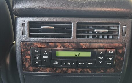 Toyota Land Cruiser 200, 2013 год, 4 000 000 рублей, 14 фотография