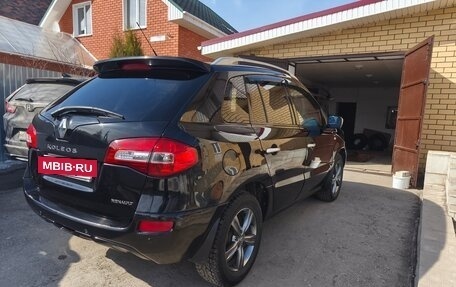 Renault Koleos I рестайлинг 2, 2010 год, 699 000 рублей, 2 фотография