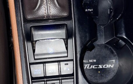 Hyundai Tucson III, 2016 год, 1 800 000 рублей, 12 фотография