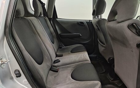 Honda Fit III, 2001 год, 255 000 рублей, 22 фотография