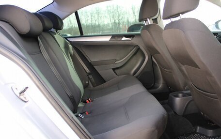 Volkswagen Jetta VI, 2012 год, 859 000 рублей, 15 фотография