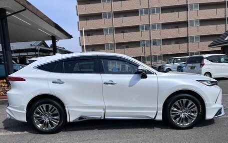 Toyota Harrier, 2025 год, 4 300 001 рублей, 3 фотография