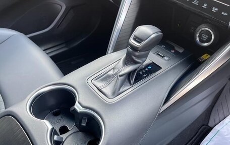 Toyota Harrier, 2025 год, 4 300 001 рублей, 13 фотография