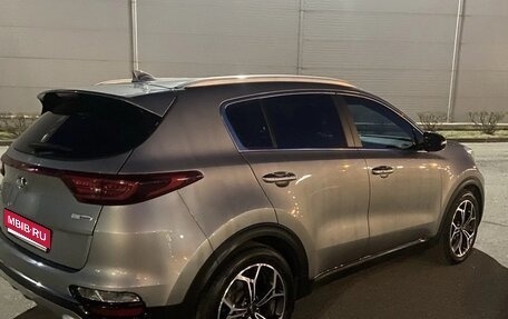 KIA Sportage IV рестайлинг, 2018 год, 2 550 000 рублей, 1 фотография