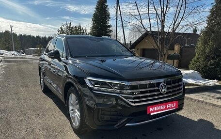 Volkswagen Touareg III, 2018 год, 3 150 000 рублей, 10 фотография