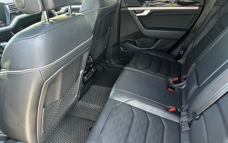 Volkswagen Touareg III, 2018 год, 3 150 000 рублей, 15 фотография