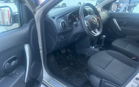 Renault Logan II, 2019 год, 1 230 000 рублей, 5 фотография