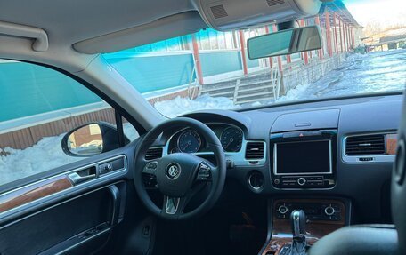 Volkswagen Touareg III, 2011 год, 1 950 000 рублей, 6 фотография