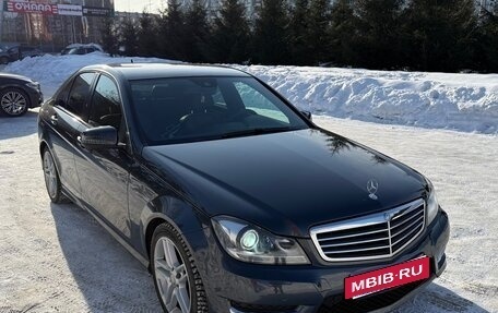 Mercedes-Benz C-Класс, 2013 год, 1 800 000 рублей, 2 фотография