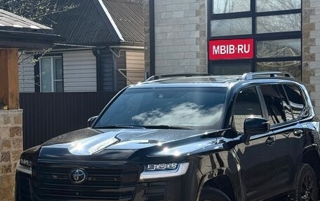 Toyota Land Cruiser, 2021 год, 9 000 000 рублей, 2 фотография