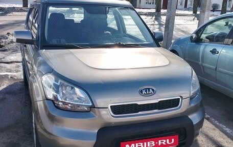 KIA Soul I рестайлинг, 2010 год, 625 000 рублей, 2 фотография