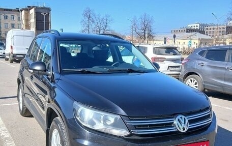 Volkswagen Tiguan I, 2014 год, 1 500 000 рублей, 2 фотография