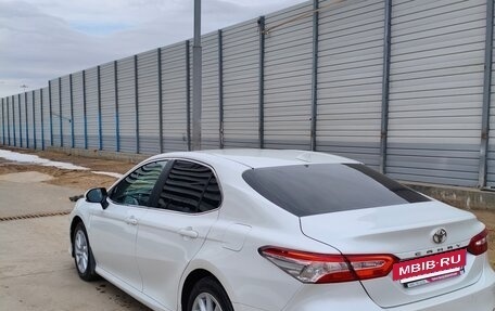 Toyota Camry, 2021 год, 3 200 000 рублей, 3 фотография