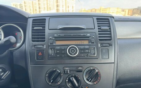 Nissan Tiida, 2013 год, 900 000 рублей, 14 фотография