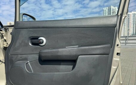 Nissan Tiida, 2013 год, 900 000 рублей, 18 фотография