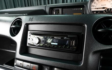 Toyota bB I рестайлинг, 2000 год, 549 000 рублей, 13 фотография