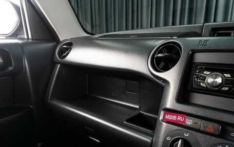 Toyota bB I рестайлинг, 2000 год, 549 000 рублей, 17 фотография