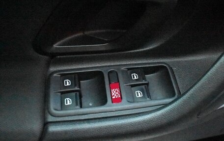 Skoda Fabia II, 2010 год, 679 000 рублей, 18 фотография