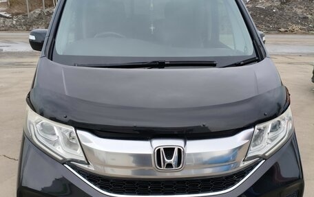 Honda Stepwgn IV, 2015 год, 1 900 000 рублей, 1 фотография