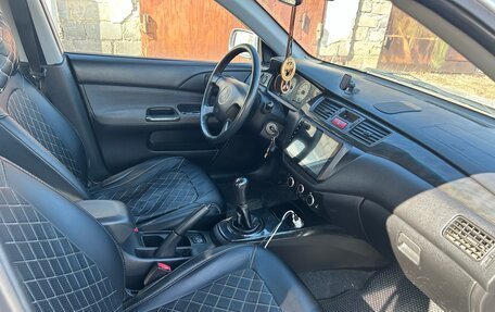 Mitsubishi Lancer IX, 2005 год, 490 000 рублей, 10 фотография